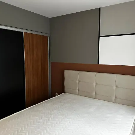 Lux Apartman Eleni Rooms,oaza Mira I Tisine U Centru Vrnjacke Banje *