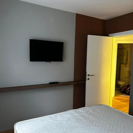 Lux Apartman Eleni Rooms,oaza Mira I Tisine U Centru Vrnjacke Banje Apartment Vrnjacka Banja