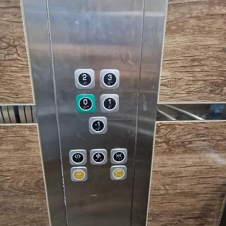 Lux Apartman Eleni Rooms,oaza Mira I Tisine U Centru Vrnjacke Banje Apartment Vrnjacka Banja