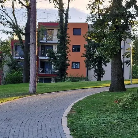 Lux Apartman Eleni Rooms,oaza Mira I Tisine U Centru Vrnjacke Banje Vrnjacka Banja