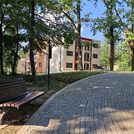 Apartment Lux Apartman Eleni Rooms,oaza Mira I Tisine U Centru Vrnjacke Banje *