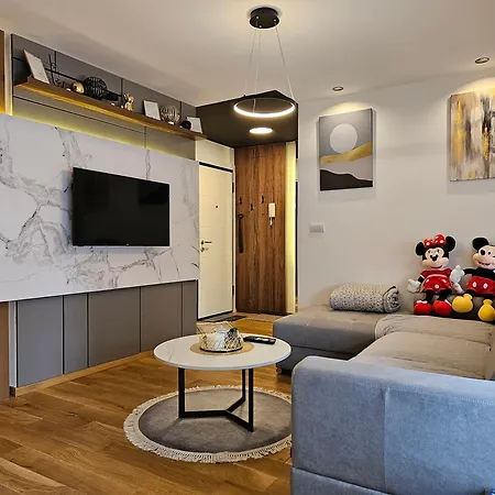 Apartment Lux Apartman Eleni Rooms,oaza Mira I Tisine U Centru Vrnjacke Banje Vrnjacka Banja